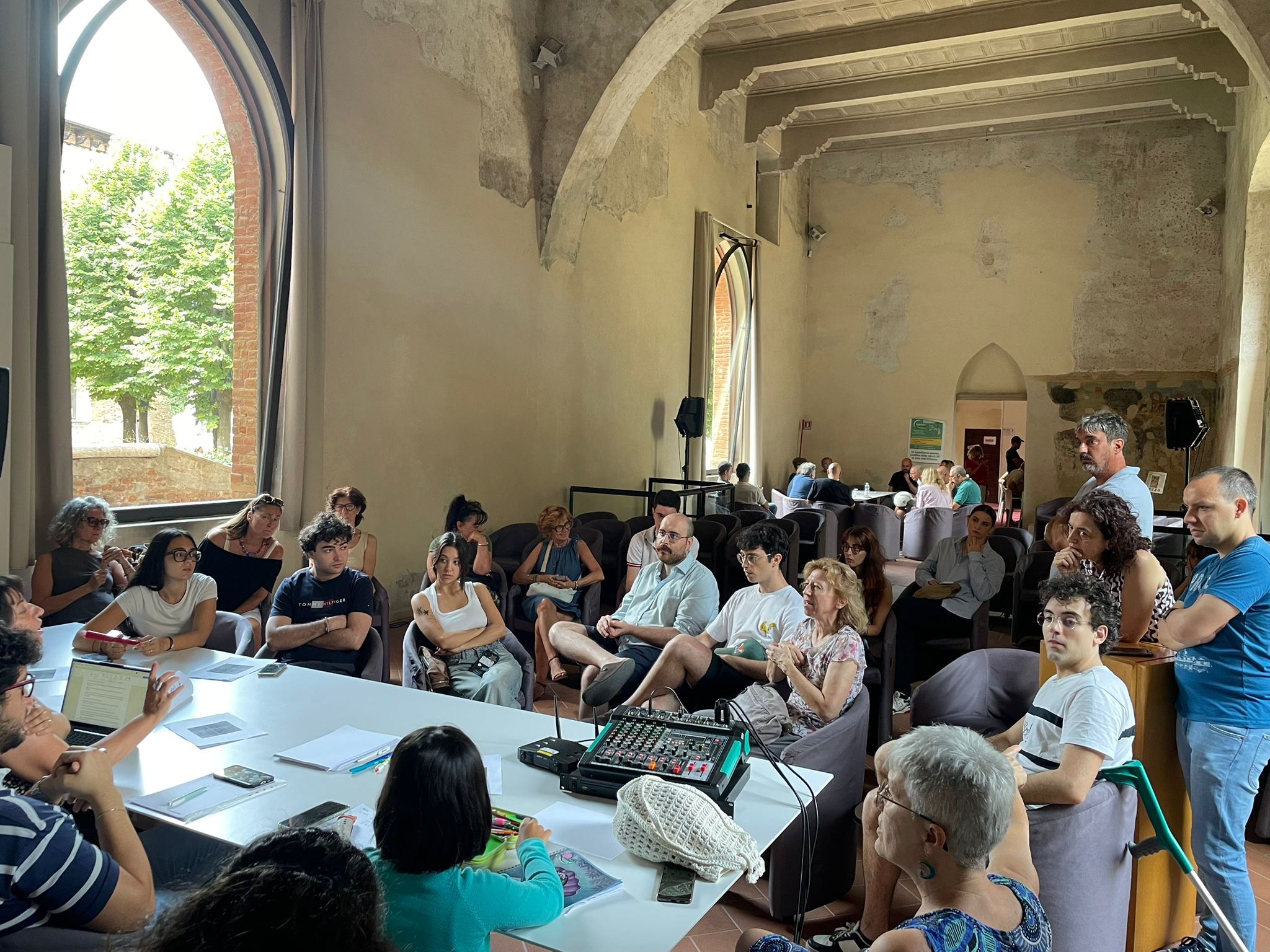 Tavoli di lavoro tematici con i cittadini
